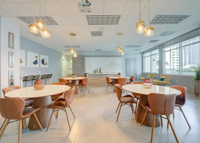 Luxury 2 Bedrooms Brickell Bay Apartment